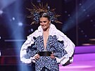 eka Klára Vavruková v národním kostýmu na Miss Universe 2020 (Los Angeles,...