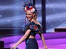 Slovenka Natália Hotáková v národním kostýmu na Miss Universe 2020 (Los...