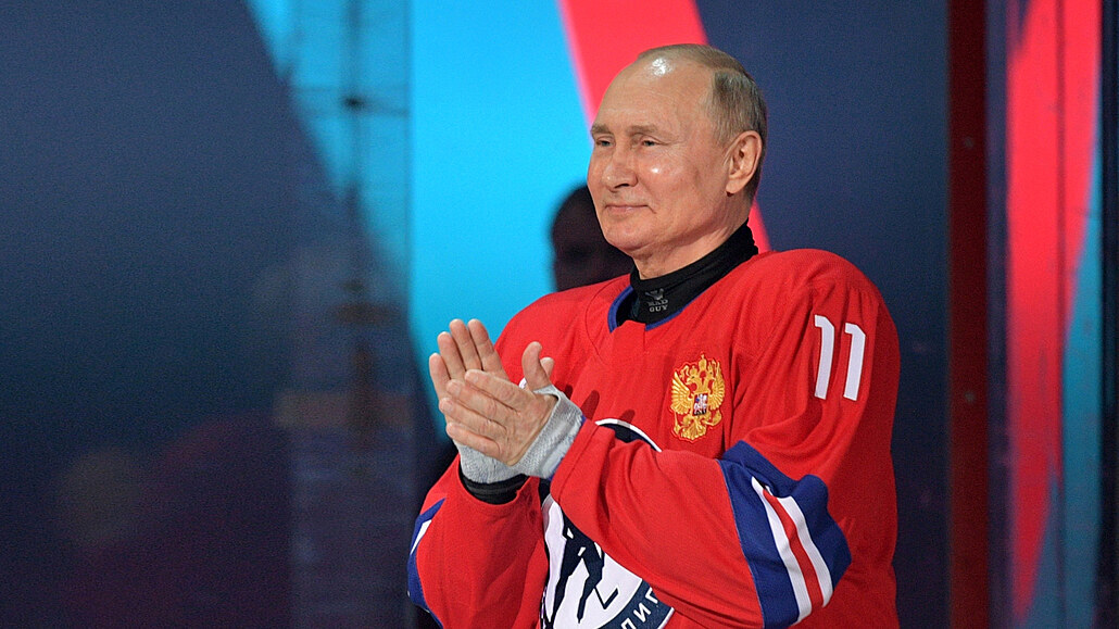 Ruský prezident Vladimir Putin se 10. kvtna 2021 zúastnil veerního...