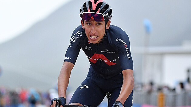 Egan Bernal si jede pro vtzstv v 9. etap Gira.