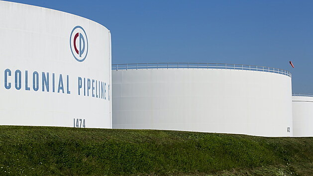 Zásobníky společnosti Colonial Pipeline. (10. května 2021)