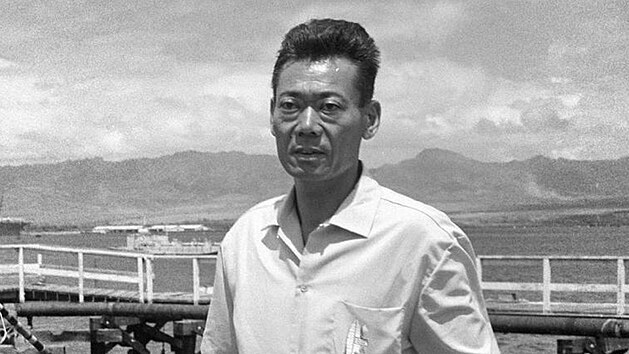 Takeo Joikawa nedlal ze pionstv bondovku, vystail si s nekomplikovanmi postupy, identitami, metodami. K informacm mu pomohla i role rybe.