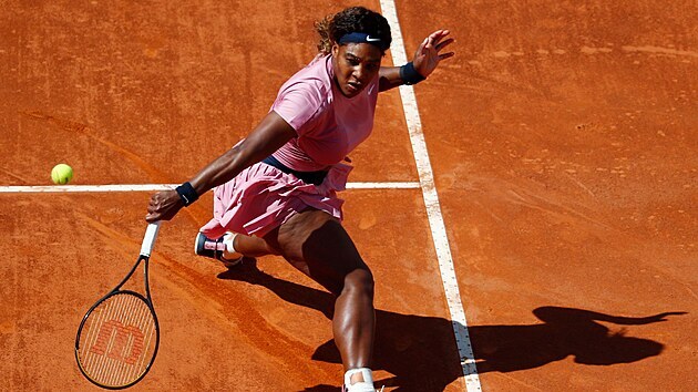 Amerianka Serena Williamsov na turnaji v m