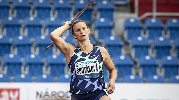 Otpaka Barbora potkov se rozbh k pokusu na mtinku Zlat tretra.