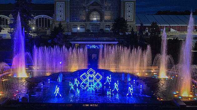 Zkouška představení s názvem Magická fontána se konala 17. května 2021 na Křižíkově fontáně v Praze.