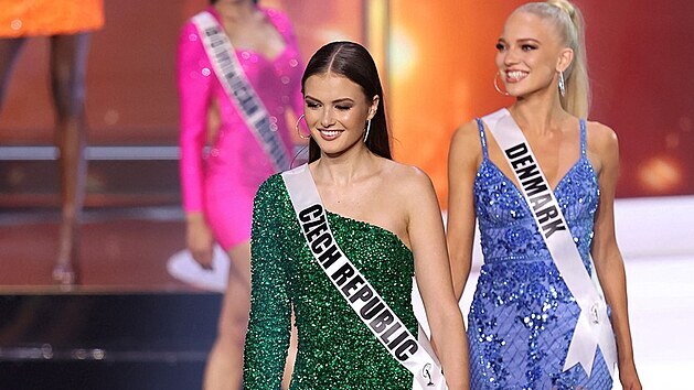 Češka Klára Vavrušková na Miss Universe 2020 (Los Angeles, 16. května 2021)