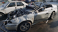 Havarovaný automobil koda-Octavia, ve kterém 24. listopadu 1996 zahynul...