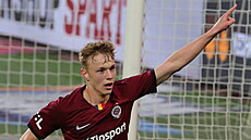 Sparanský mladík Adam Karabec slaví gól v utkání proti Plzni.