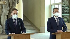 Ministr zahranií Jakub Kulhánek a námstek Martin Smolek pi pedstavení...