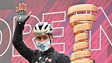 Peter Sagan na startu tetí etapy Gira.