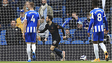 Bernardo Silva z Manchesteru City se raduje z gólu v duelu s Brightonem.