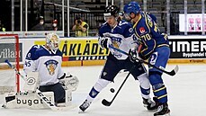 Dennis Rasmussen ze védska ped finskou brankou