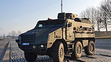 Kolové obrn�né vozidlo TITUS 6x6