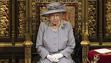 Královna Albta II.  na otevení parlamentu (Londýn, 11. kvtna 2021)