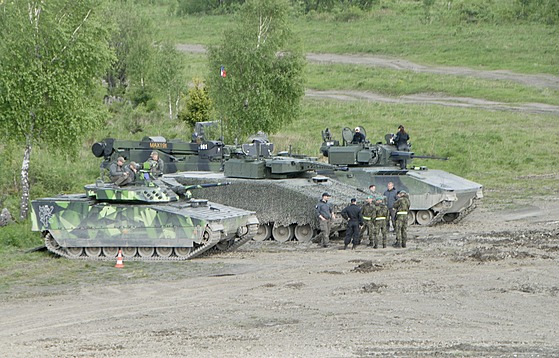 Obrnnce CV90, Lynx a Ascod bhem zkouek na Libavé