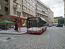 Je 25. kvtna 2021 10:06. Do zastávky Václavská pijel úpln poprvé autobus.