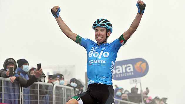 Lorenzo Fortunato slav vtzstv ve 14. etap Giro d'Italia.