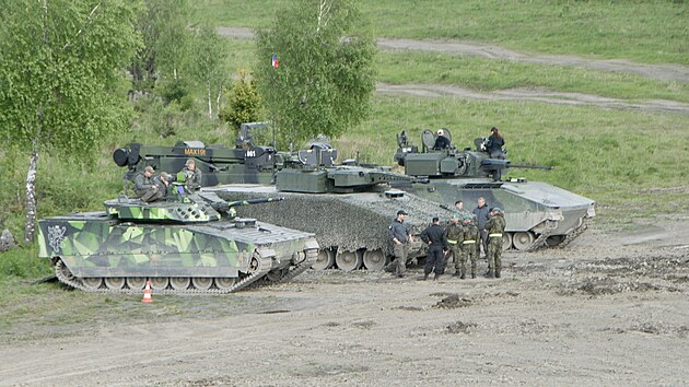 Obrnnce CV90, Lynx a Ascod bhem zkouek na Libav