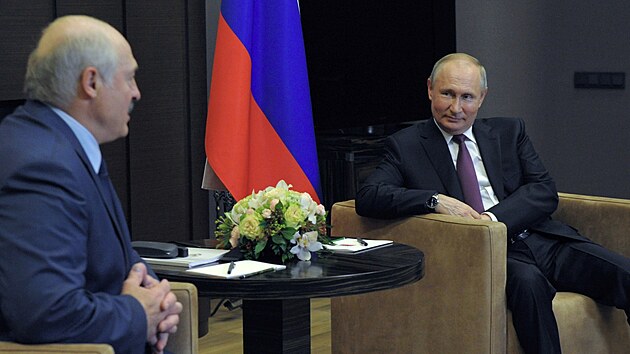 Rusk prezident Vladimir Putin na setkn s bloruskm prezidentem Alexandrem Lukaenkem (28. kvtna 2021)