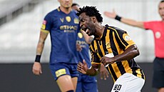 EXOTICKÉ ANGAMÁ. Wilfried Bony v dresu týmu Al-Ittihad ze Saúdské Arábie.