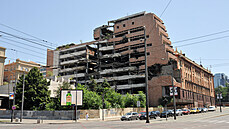 Budova jugoslávského ministerstva obrany poškozena během bombardování NATO...