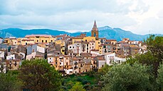 I malebné sicilské městečko Castelbuono donedávna zažívalo exodus obyvatel.... | na serveru Lidovky.cz | aktuální zprávy