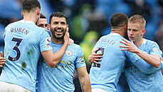 Sergio Agüero dal ve svém posledním domácím utkání za Manchester City dva góly....