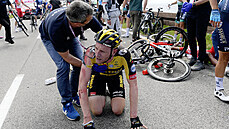 Nizozemec Jos Van Emden po pádu v šestnácté etapě Gira.