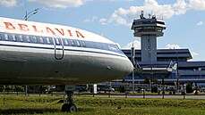 Letadlo spolenosti Belavia na letiti v Minsku v Blorusku
