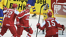 Ohromná radost dánských hokejistů v utkání proti Švédsku, které zaskočili.