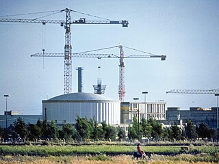 Reaktorová hala, která byla terčem náletu.