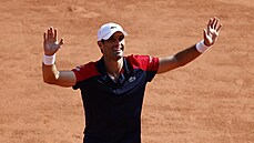 panl Pablo Andújar se raduje, práv vyadil v prvním kole Roland Garros...