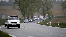 Po silnici 34 skrz molovy u Havlíkova Brodu projedou denn tisíce aut.
