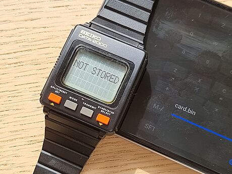 Prvn chytr hodinky na svt: Seiko Data-2000 z roku 1983