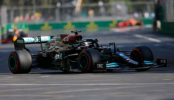 Lewis Hamilton ve Velké cen Ázerbájdánu formule 1.
