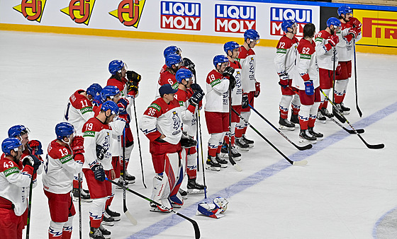 Zklamaní čeští hokejisté po vypadnutí ze čtvrtfinále mistrovství světa.
