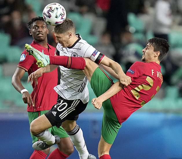 Fotbalisté Německa porazili Portugalsko 1:0 a potřetí ovládli ME do 21 let