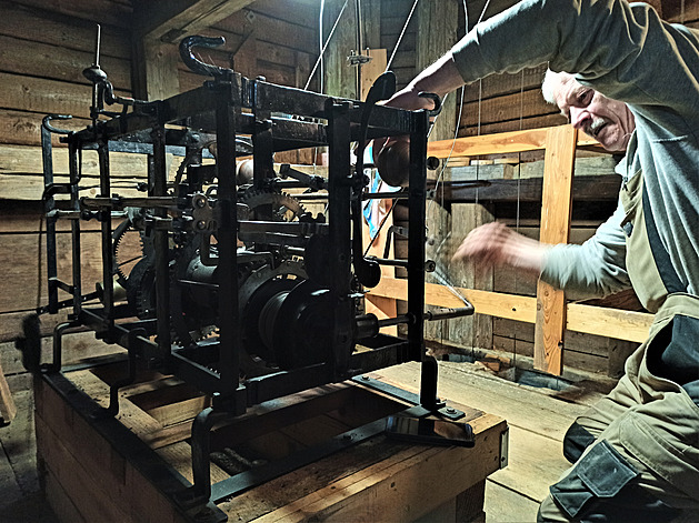 Vní hodiny na zámku Kynvart