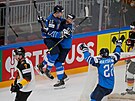 Fin Iiro Pakarinen slaví první gól v semifinále MS 2021 proti Nmecku