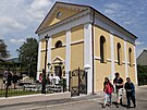 Msto synagogu koupilo od soukromnka za dva miliony korun a za dalch osm ji...