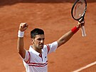Srb Novak Djokovi bhem druhého kola Roland Garros.