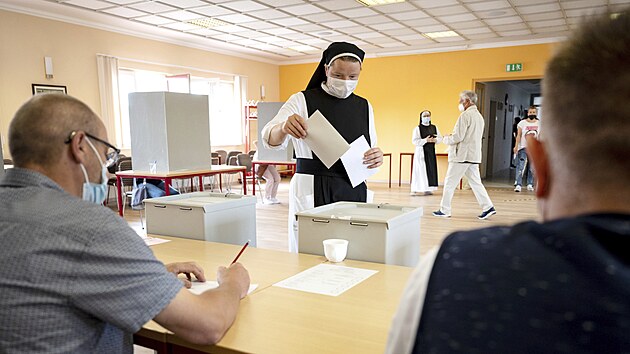 Volby v nmeck spolkov zemi Sasko-Anhaltsko. (6. ervna 2021)