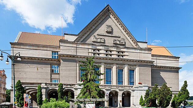 Donášel na Tigrida StB. Nyní musí proděkan na právnické fakultě skončit