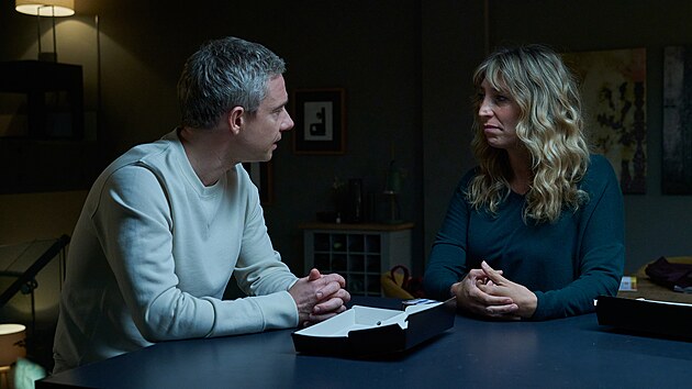 Martin Freeman a Daisy Haggard v serilu Rodie (2021)