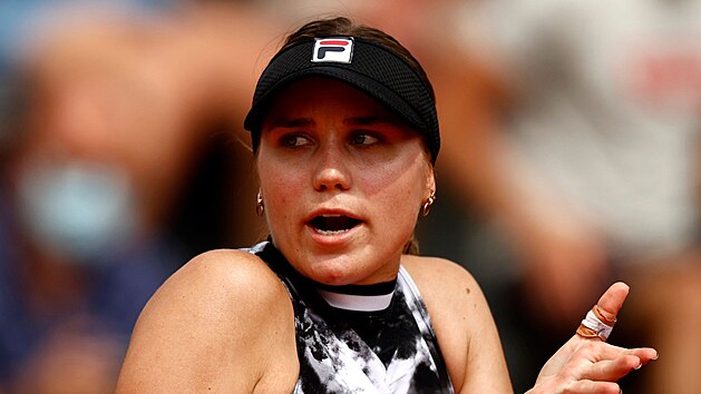 Amerianka Sofia Keninov bhem druhho kola Roland Garros.