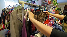 Centrum materiální pomoci v Karlových Varech nabízí pomoc rodi��m samo�ivitel�m.