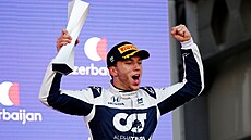 Pierre Gasly slaví tetí místo ve Velké cen Ázerbájdánu formule 1.