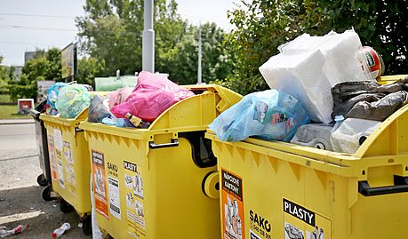 Ve mstech a obcích Zlínského kraje roste i cena za odvoz odpad.