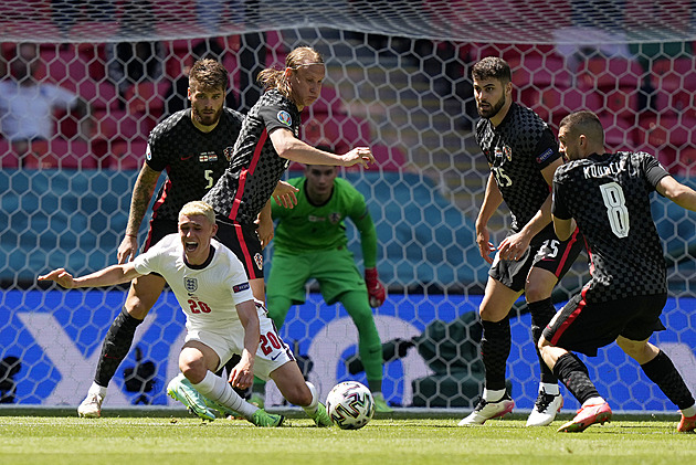 ONLINE: Anglie - Chorvatsko 0:0, stále bez branek, Fodena zastavila tyč
