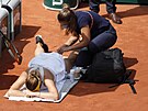 Anastasija Pavljuenkovová ve finále dvouhry na Roland Garros pi oetování